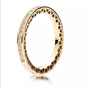 REDUCED‼️Pandora 14k Gold Radiant Hearts Ring G585 ALE